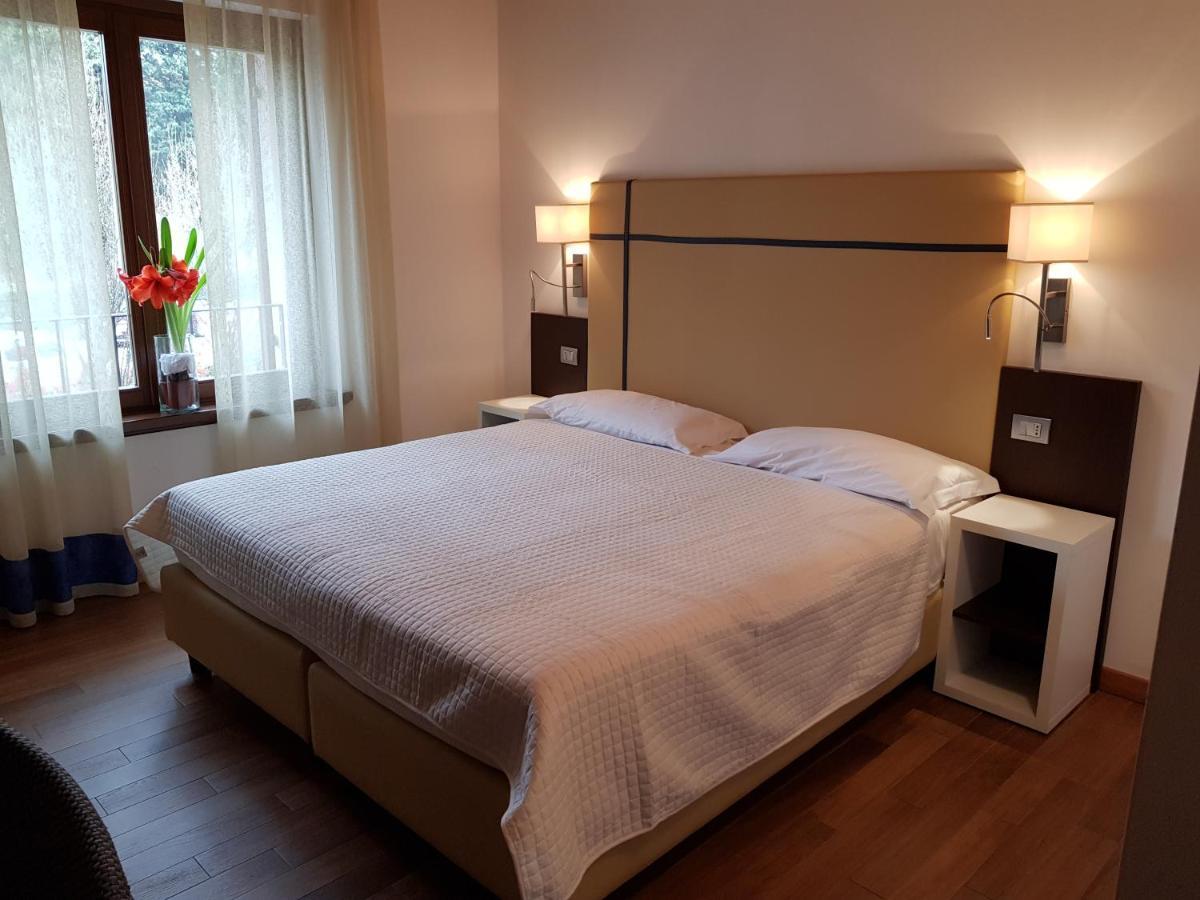 Thai Orchidee Restaurant&Rooms Garda  Ngoại thất bức ảnh
